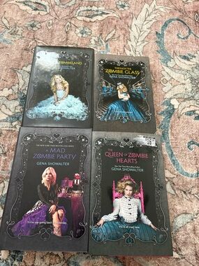 Alice in Zombieland & Through the Zombie Glass Gena Showalter Book Bundle